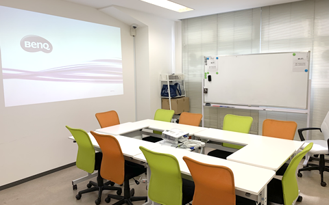 会議室・スクール配置